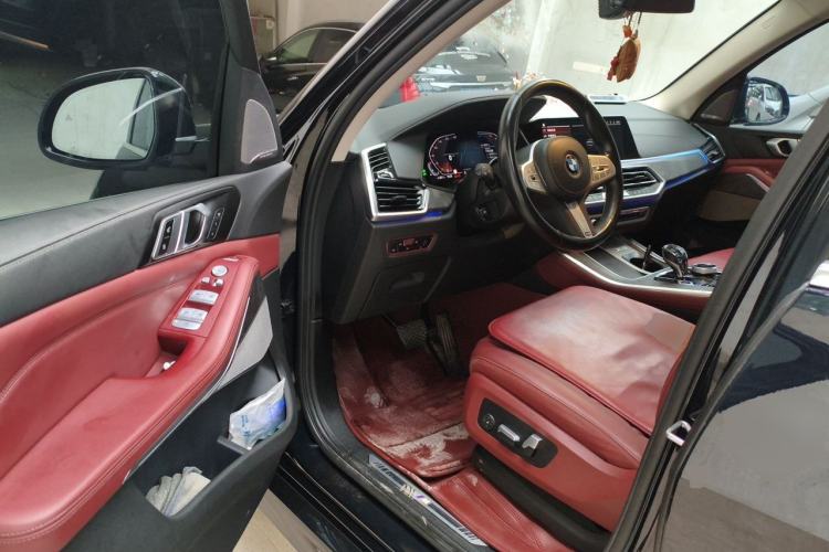 Used BMW X5 2022 Restyled xDrive 30Li Luxury Version M Sport Package Driver Seat