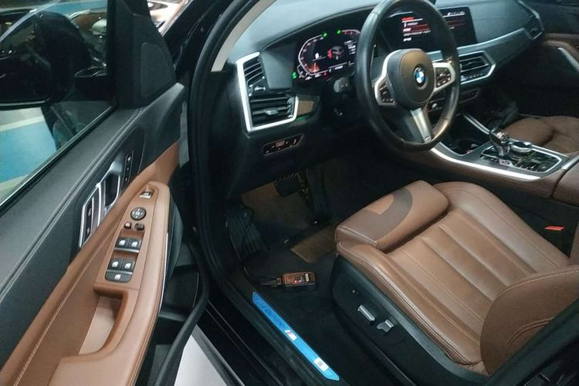 Used BMW X5 2022 xDrive30i M Sport Package Driver Seat