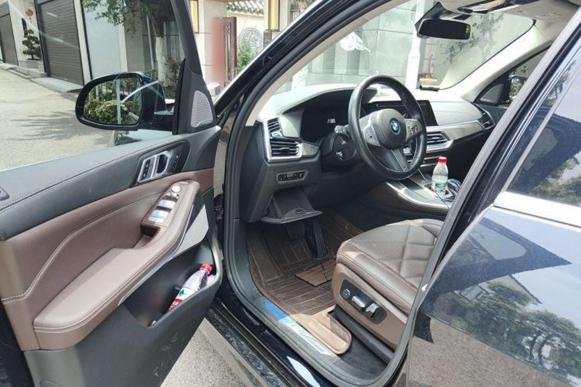 Used BMW X5 2022 Restyled xDrive 30Li Luxury Version M Sport Package Driver Seat