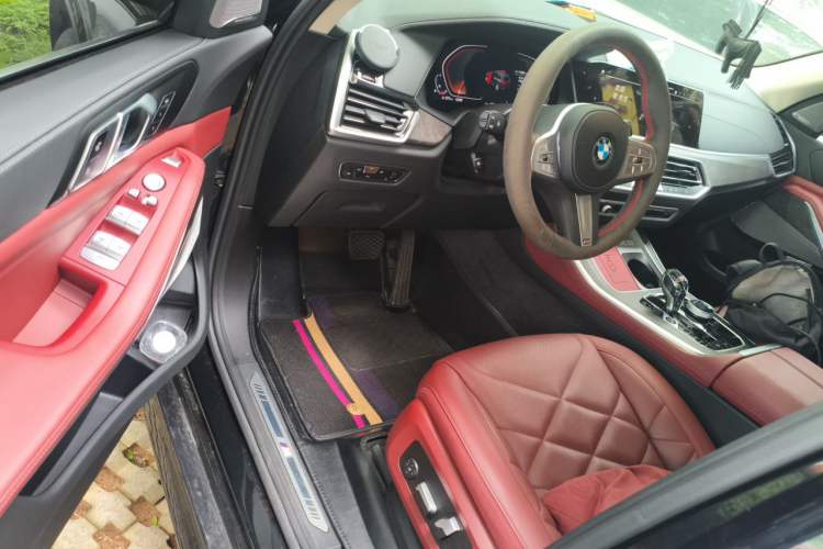 Used BMW X5 2022 Restyled xDrive 30Li Luxury Version M Sport Package Driver Seat