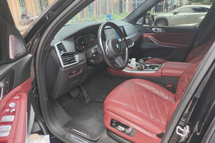 Used BMW X5 2022 Restyled xDrive 40Li M Sport Package Driver Seat