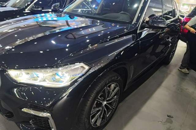 Used BMW X5 2022 xDrive 30Li Luxury M Sport Package