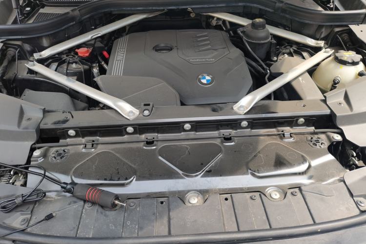 Used BMW X5 2022 xDrive 30Li Luxury M Sport Package Engine Bay