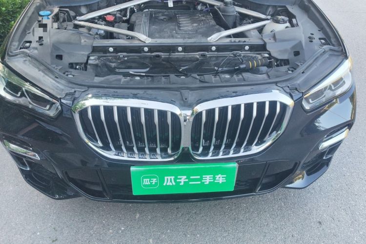 Used BMW X5 2022 xDrive 40Li M Sport Package Engine Bay