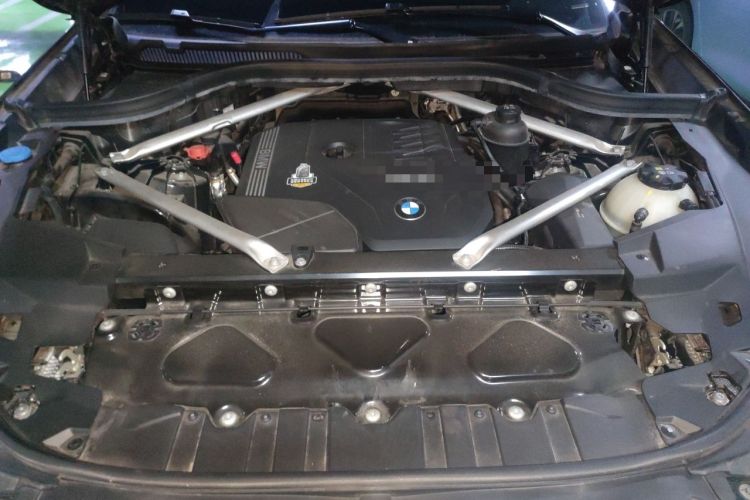 Used BMW X5 2022 Restyled xDrive 30Li Luxury Version M Sport Package Engine Bay