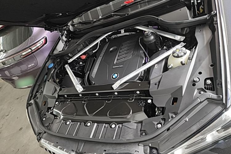 Used BMW X5 2022 Restyled xDrive 40Li M Sport Package Engine Bay