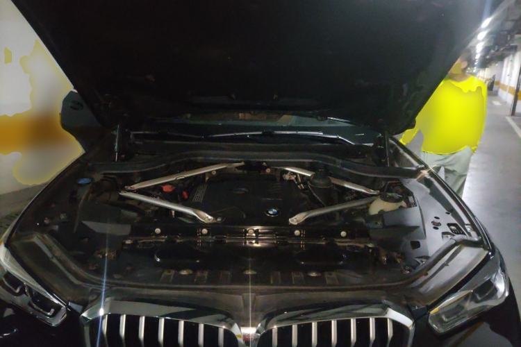 Used BMW X5 2022 Restyled xDrive 30Li Luxury Version M Sport Package Engine Bay