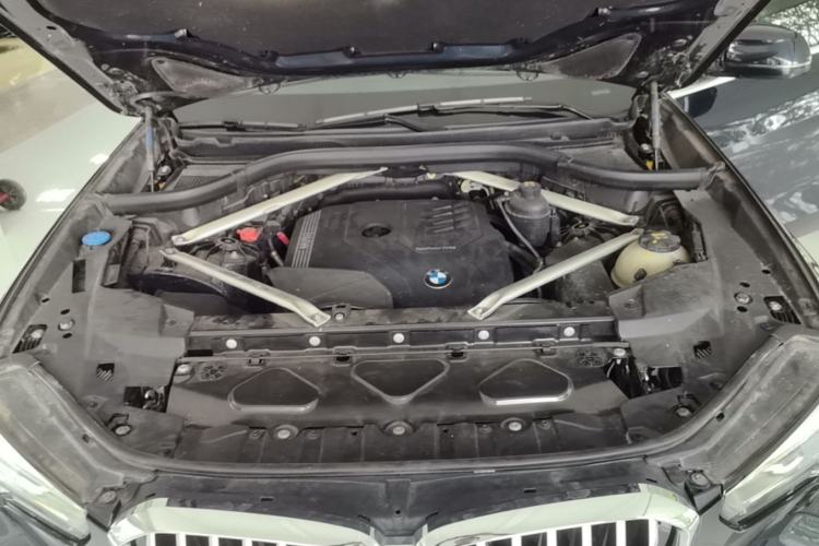Used BMW X5 2022 xDrive30i M Sport Package Engine Bay