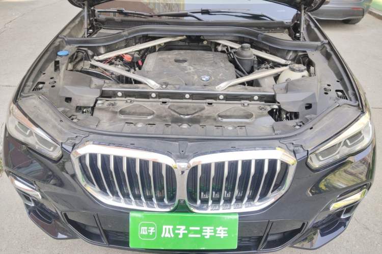 Used BMW X5 2022 xDrive 30Li M Sport Package Engine Bay