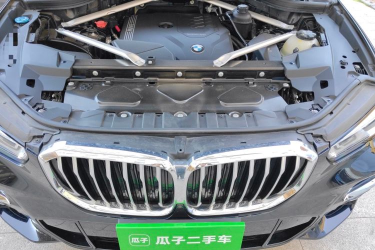 Used BMW X5 2022 Restyled xDrive 30Li Luxury Version M Sport Package Engine Bay