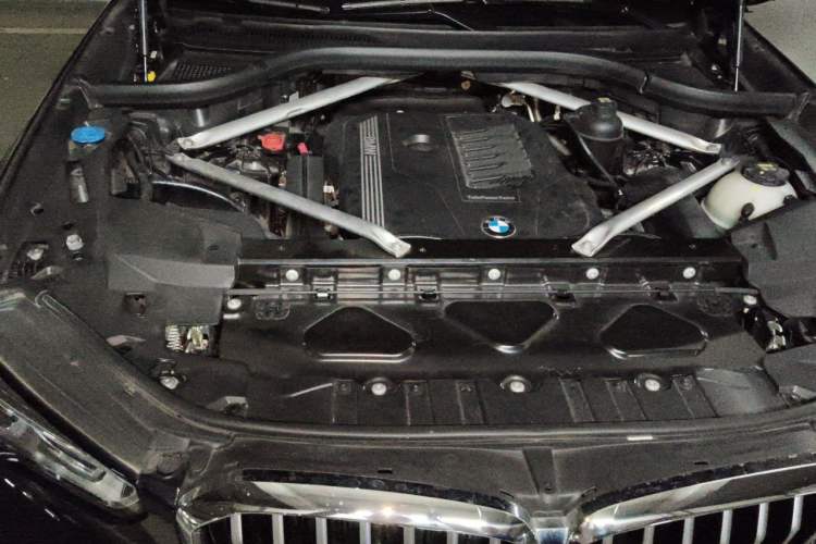 Used BMW X5 2022 xDrive40i Luxury Edition M Sport Package Engine Bay