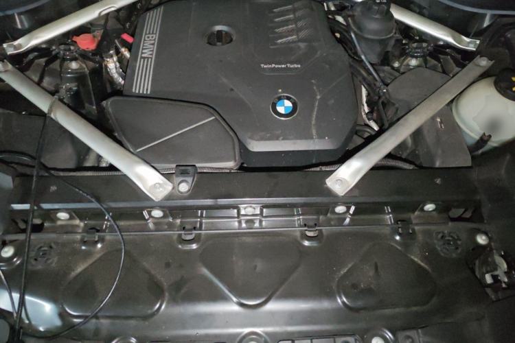 Used BMW X5 2022 Restyled xDrive 30Li Luxury Version M Sport Package Engine Bay
