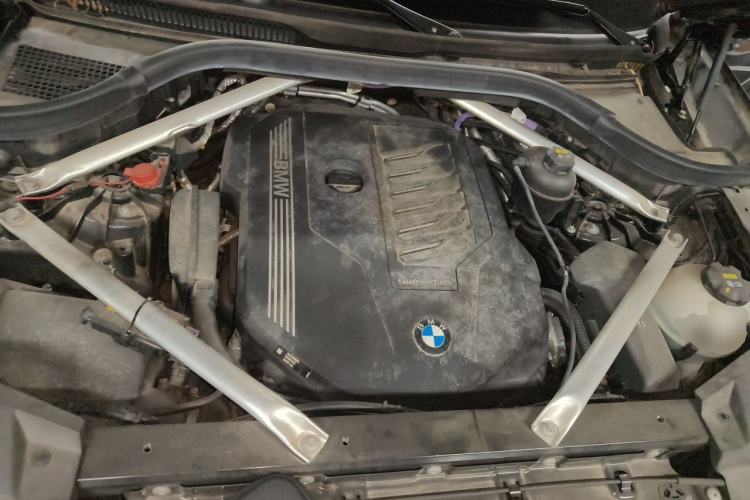 Used BMW X5 2022 Restyled xDrive 40Li M Sport Package Engine Bay