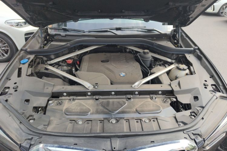 Used BMW X5 2022 Restyled xDrive 30Li M Sport Package Engine Bay