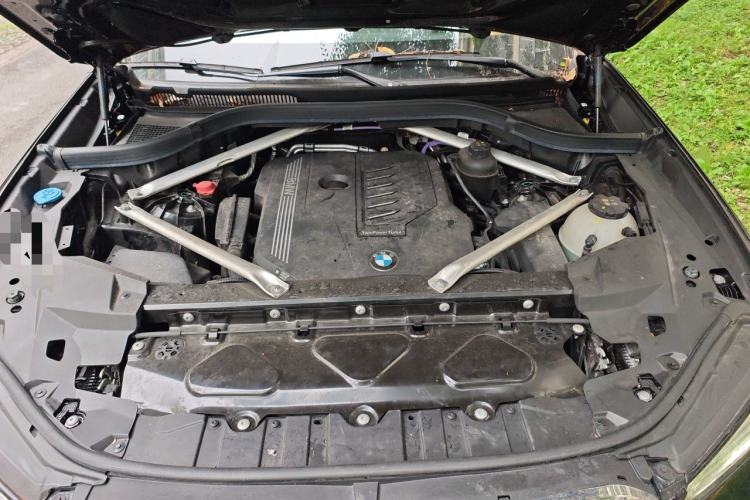Used BMW X5 2022 Restyled xDrive 40Li M Sport Package Engine Bay