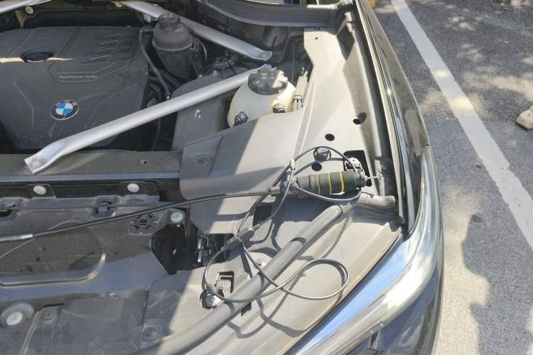 Used BMW X5 2022 Restyled xDrive 30Li Luxury Version M Sport Package Engine Bay Left