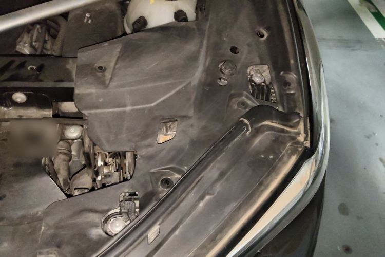 Used BMW X5 2022 xDrive 40Li M Sport Package Engine Bay Left