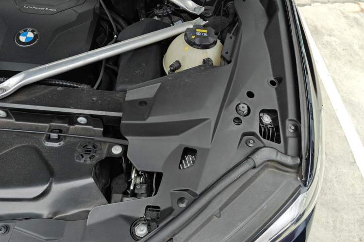Used BMW X5 2022 xDrive30i M Sport Package Engine Bay Left