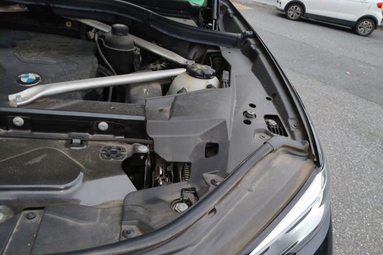 Used BMW X5 2022 xDrive 30Li Luxury M Sport Package Engine Bay Left