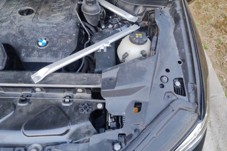 Used BMW X5 2022 xDrive 30Li Luxury M Sport Package Engine Bay Left
