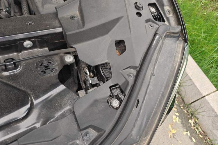 Used BMW X5 2022 Restyled xDrive 40Li M Sport Package Engine Bay Left