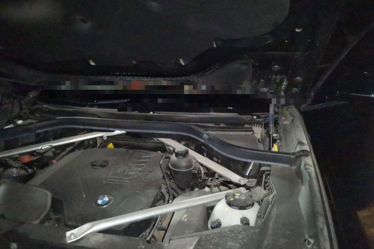 Used BMW X5 2022 Restyled xDrive 30Li Luxury Version M Sport Package Engine Bay Left