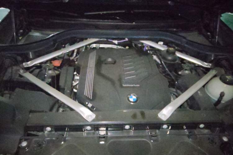 Used BMW X5 2022 Restyled xDrive 40Li Luxury Edition M Sport Package Engine Bay
