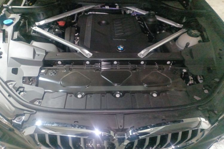 Used BMW X5 2022 Restyled xDrive 40Li M Sport Package Engine Bay
