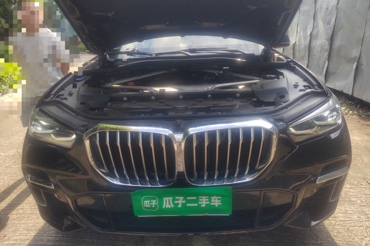 Used BMW X5 2022 xDrive 30Li M Sport Package Engine Bay