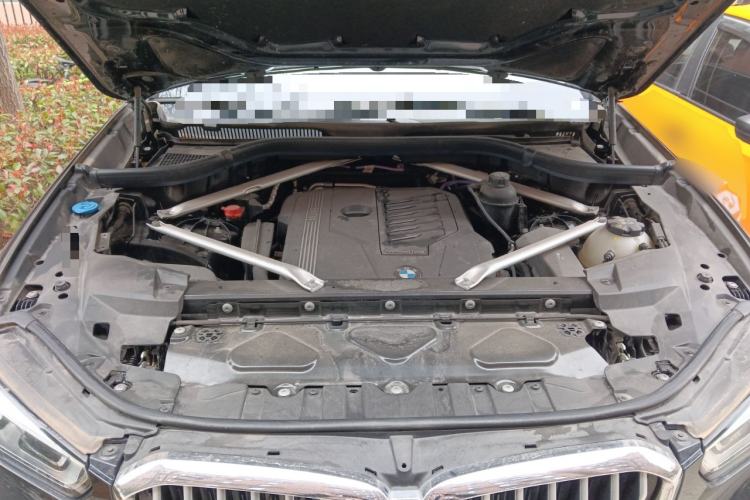 Used BMW X5 2022 Restyled xDrive 40Li Luxury Edition M Sport Package Engine Bay