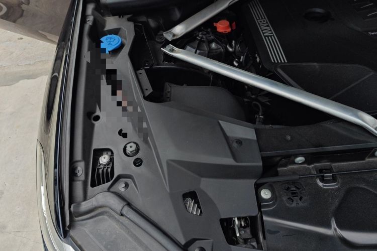 Used BMW X5 2022 xDrive30i M Sport Package Engine Bay Right