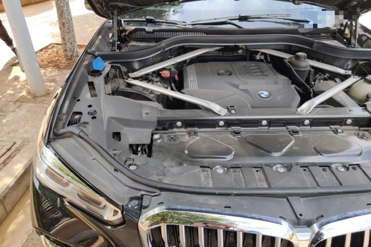 Used BMW X5 2022 Restyled xDrive 30Li Luxury Version M Sport Package Engine Bay Right