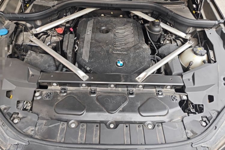 Used BMW X5 2022 xDrive40i M Sport Package Engine Bay