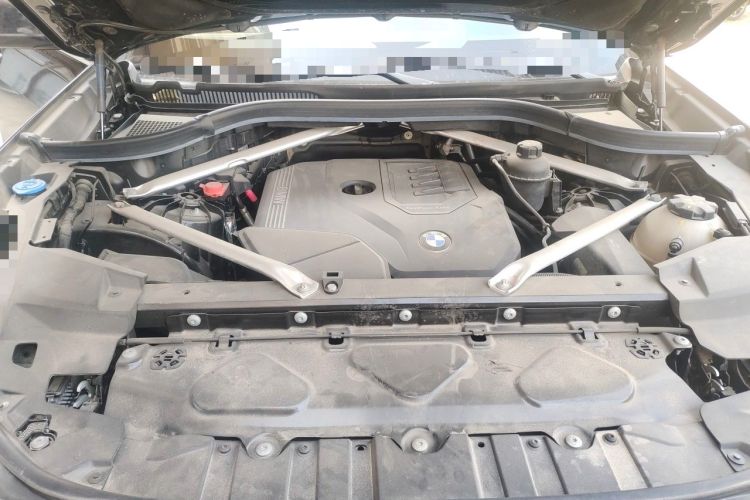 Used BMW X5 2022 xDrive 30Li M Sport Package Engine Bay