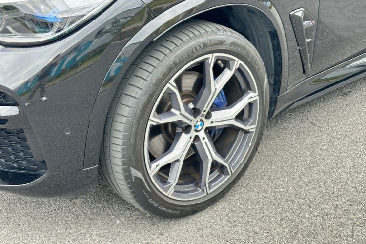 Used BMW X5 2022 xDrive40i Luxury Edition M Sport Package Exterior 1
