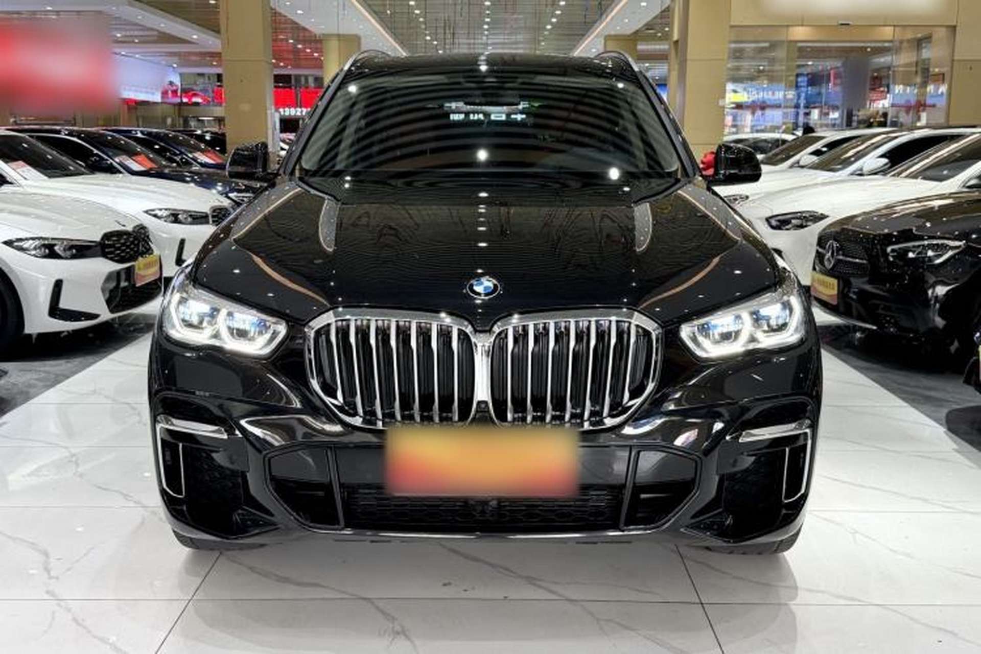Used BMW X5 2022 Restyled xDrive 30Li Luxury Version M Sport Package Exterior 1