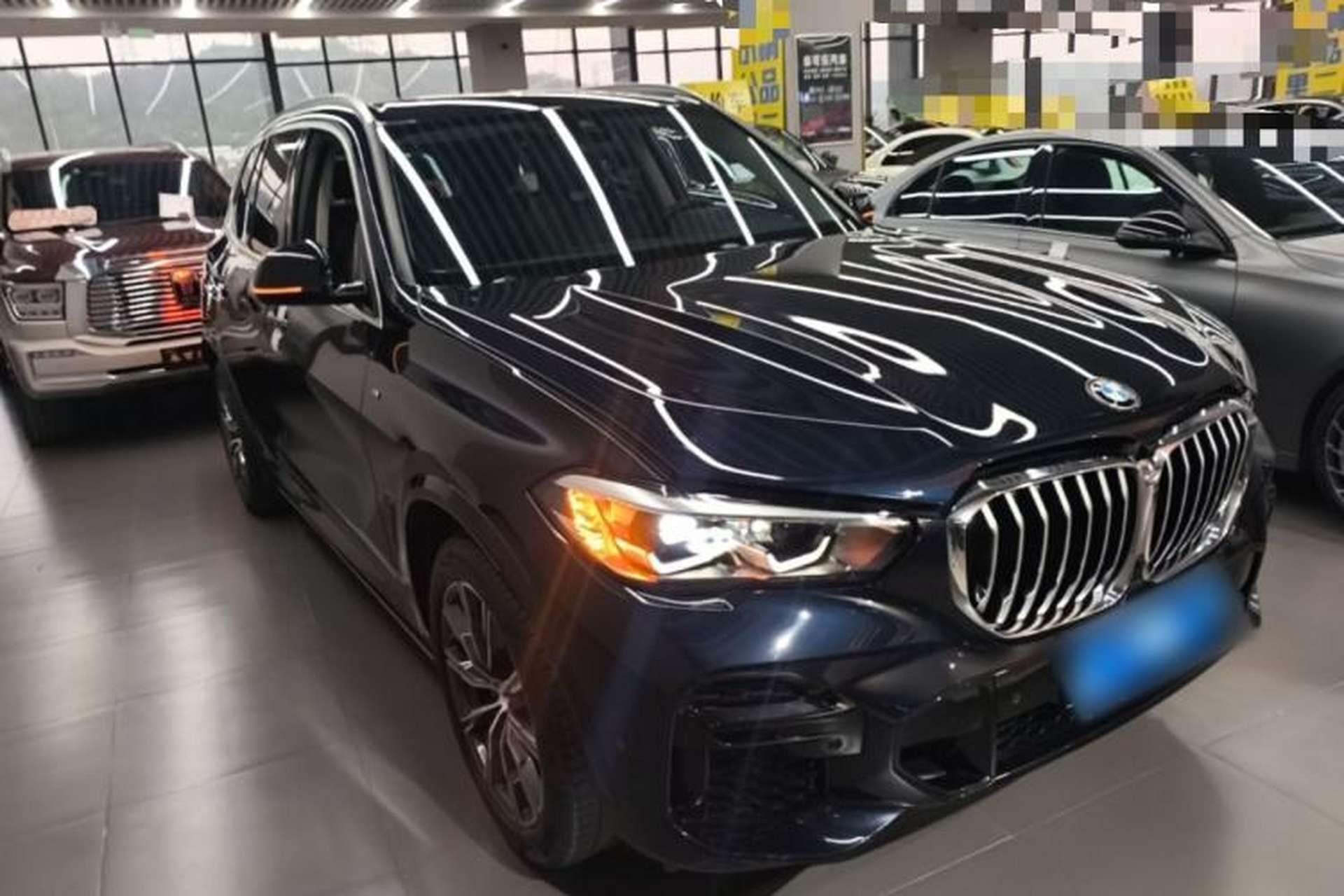 Used BMW X5 2022 xDrive30i M Sport Package Exterior 1