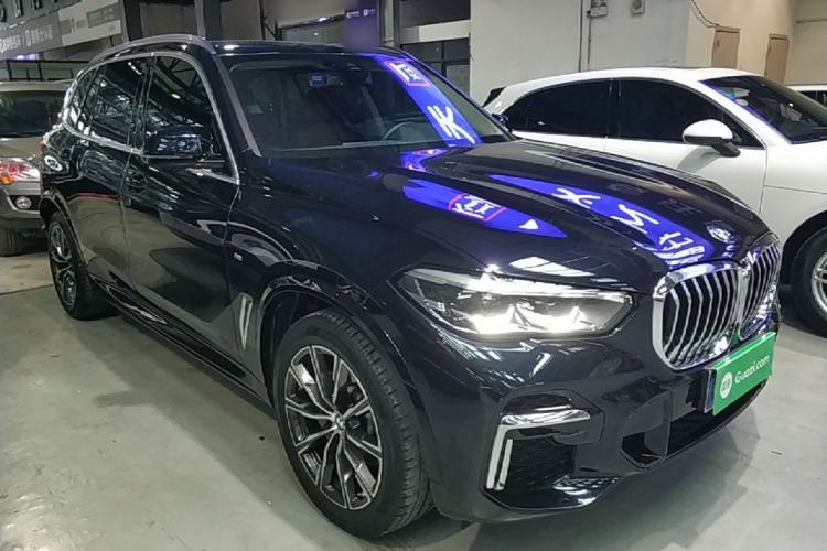 Used BMW X5 2022 Restyled xDrive 30Li M Sport Package Exterior 1