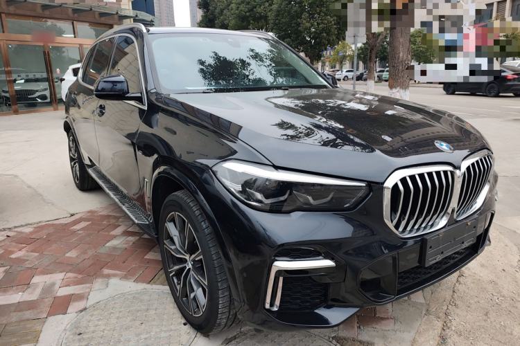 Used BMW X5 2022 Restyled xDrive 30Li M Sport Package Exterior 1