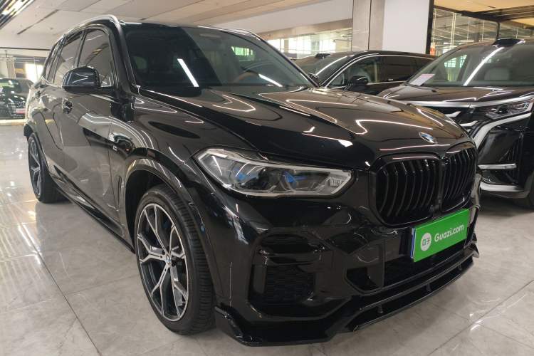 Used BMW X5 2022 xDrive40i Luxury Edition M Sport Package Exterior 1