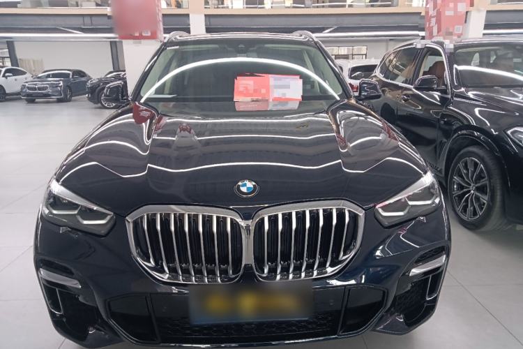 Used BMW X5 2022 xDrive 30Li M Sport Package Exterior 1