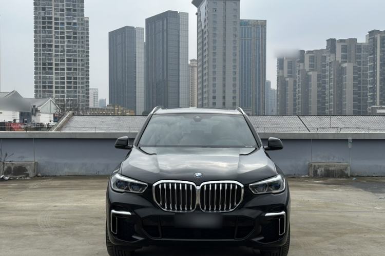 Used BMW X5 2022 Restyled xDrive 40Li M Sport Package Exterior 1