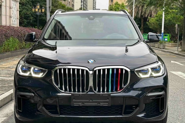 Used BMW X5 2022 Restyled xDrive 30Li Luxury Version M Sport Package Exterior 1