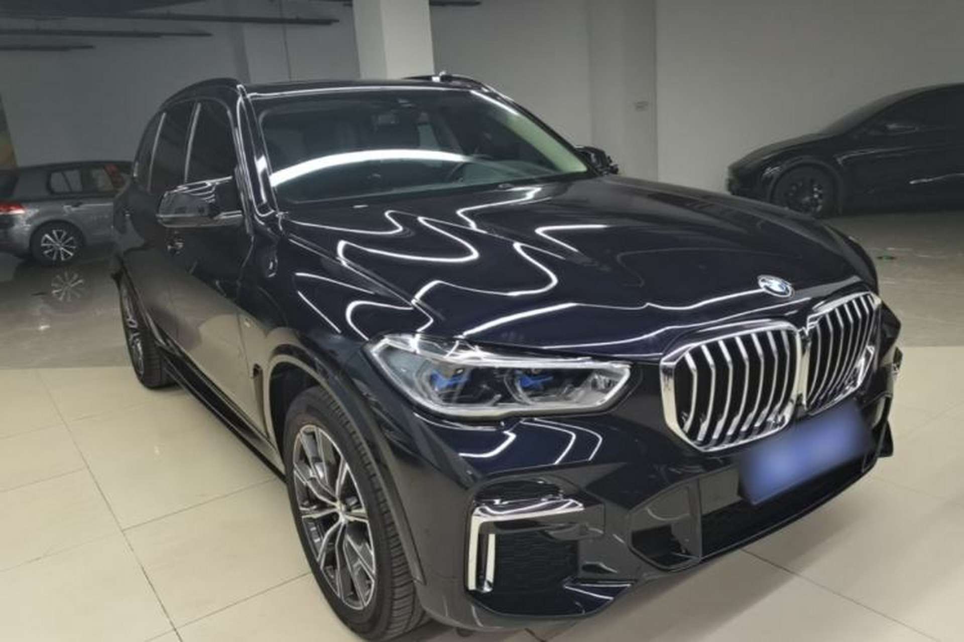 Used BMW X5 2022 Restyled xDrive 30Li Luxury Version M Sport Package Exterior 1