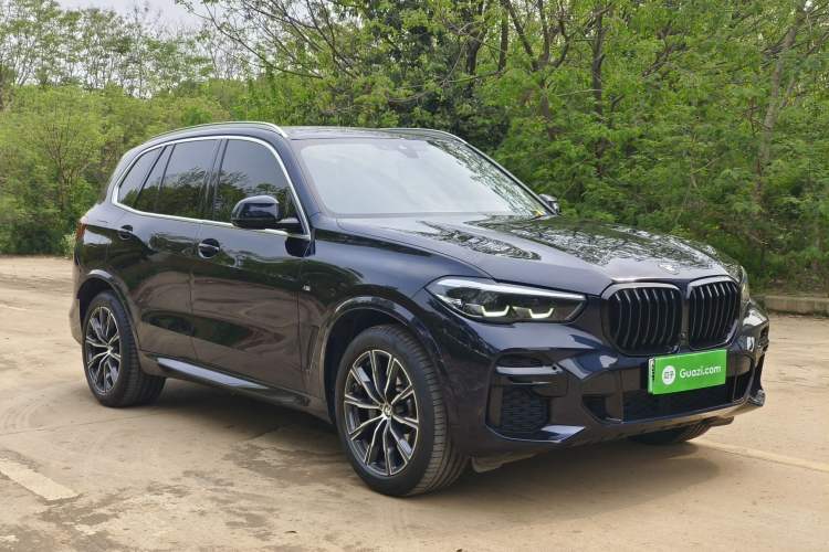 Used BMW X5 2022 xDrive30i M Sport Package Exterior 2
