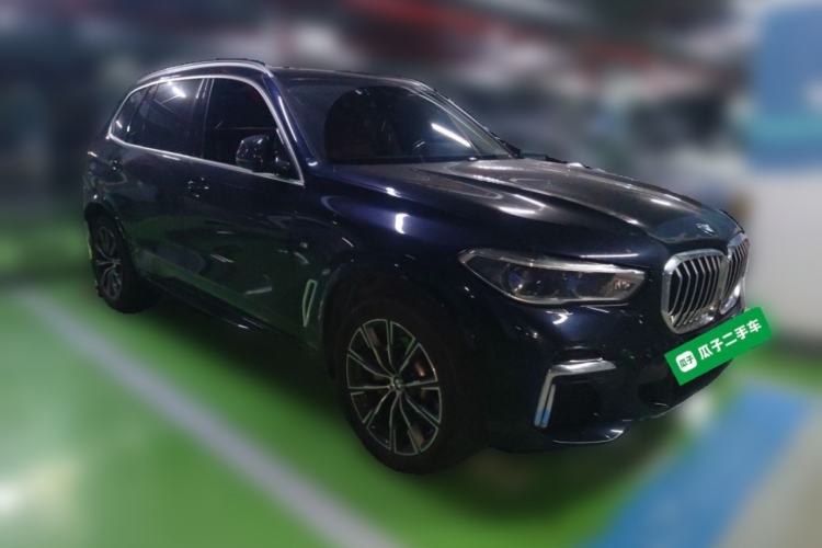 Used BMW X5 2022 Restyled xDrive 30Li Luxury Version M Sport Package Exterior 2
