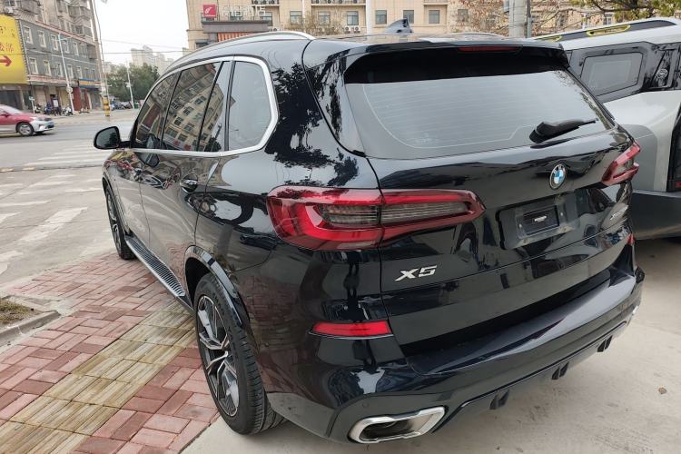Used BMW X5 2022 Restyled xDrive 30Li M Sport Package Exterior 2