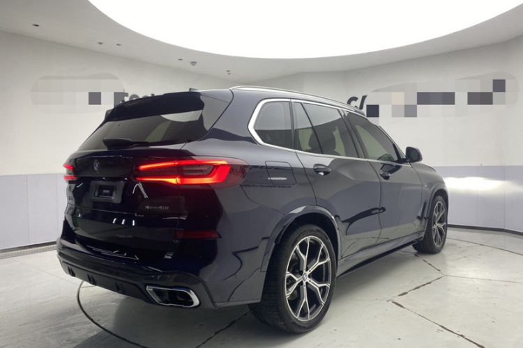 Used BMW X5 2022 xDrive40i Luxury Edition M Sport Package Exterior 2