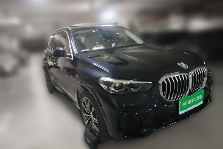 Used BMW X5 2022 xDrive30i M Sport Package Exterior 2