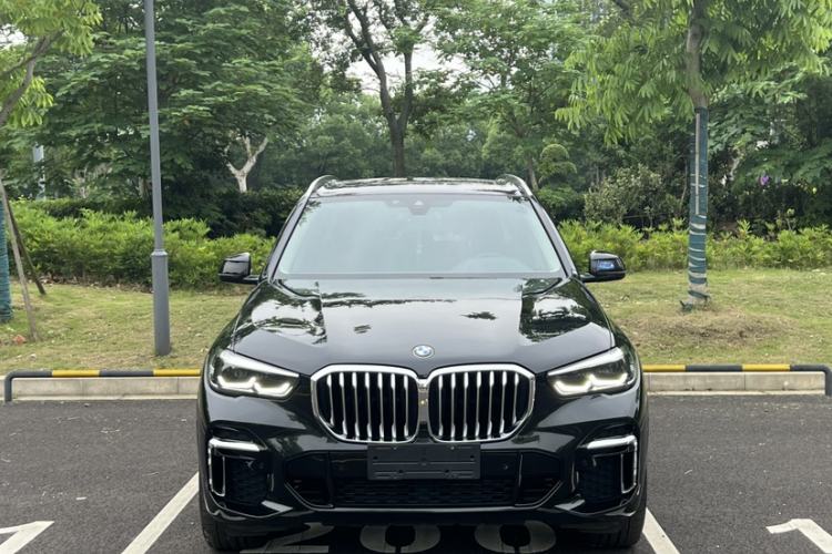 Used BMW X5 2022 xDrive 30Li M Sport Package Exterior 3